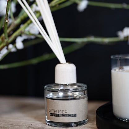 Apple blossoms diffuser