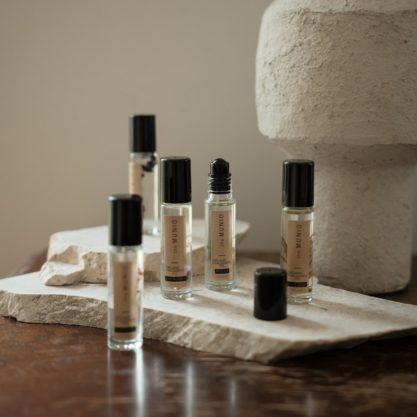 Juniper organic fragrance oil with roll