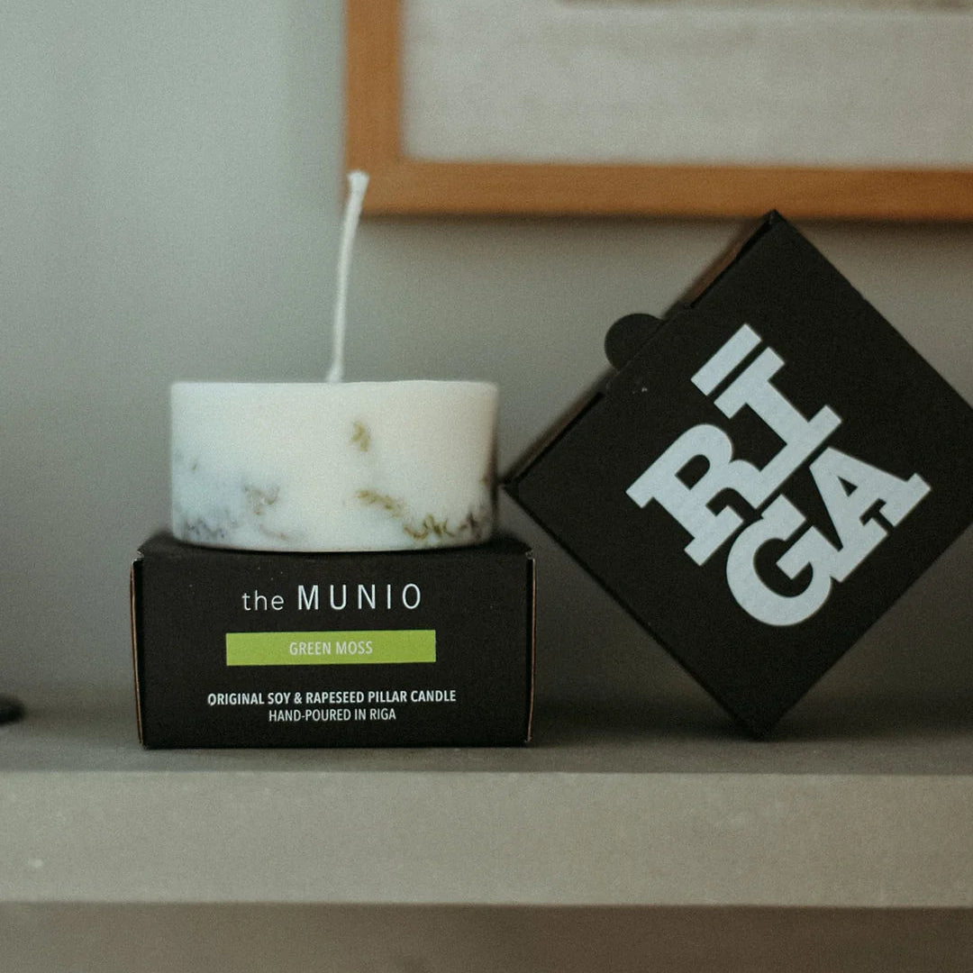 Riga Original® × the MUNIO Moss mini pillar candle