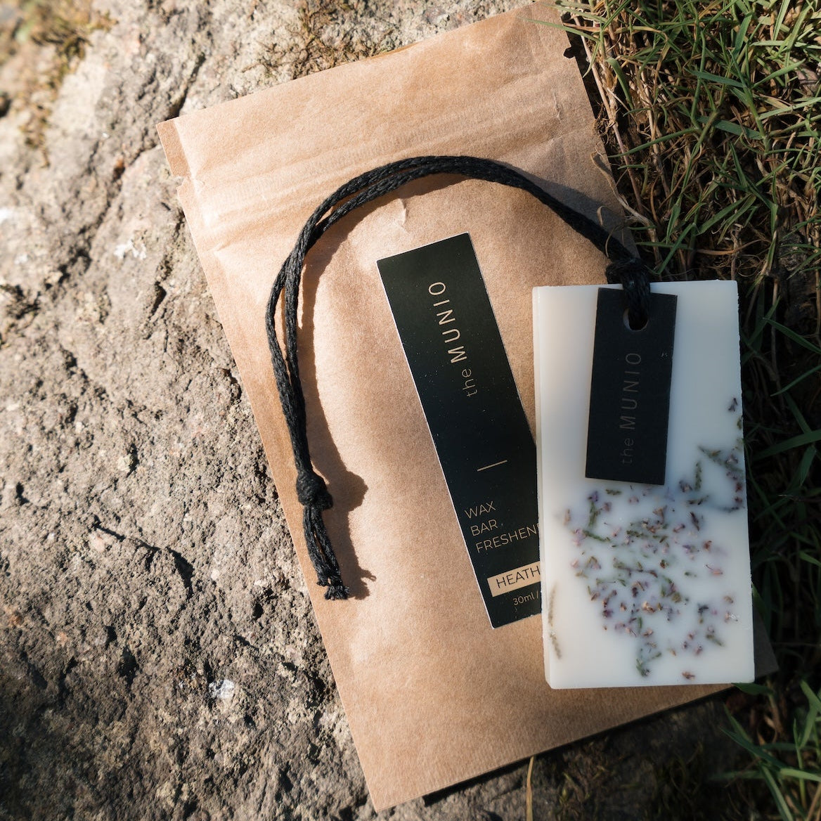 Heather wax bar freshener